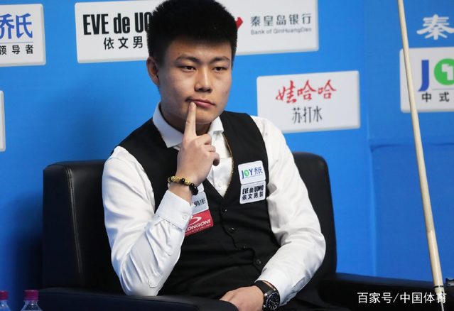 颁奖一度哽咽！宫鲁鸣：亚洲杯对备战奥运会是个小考 给我们自己打及格分数